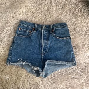 levi’s denim shorts
